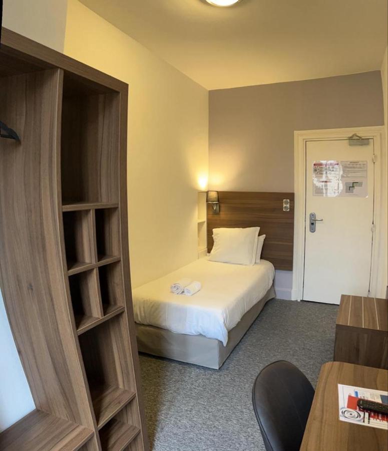 Hotel Moderne Віші Екстер'єр фото