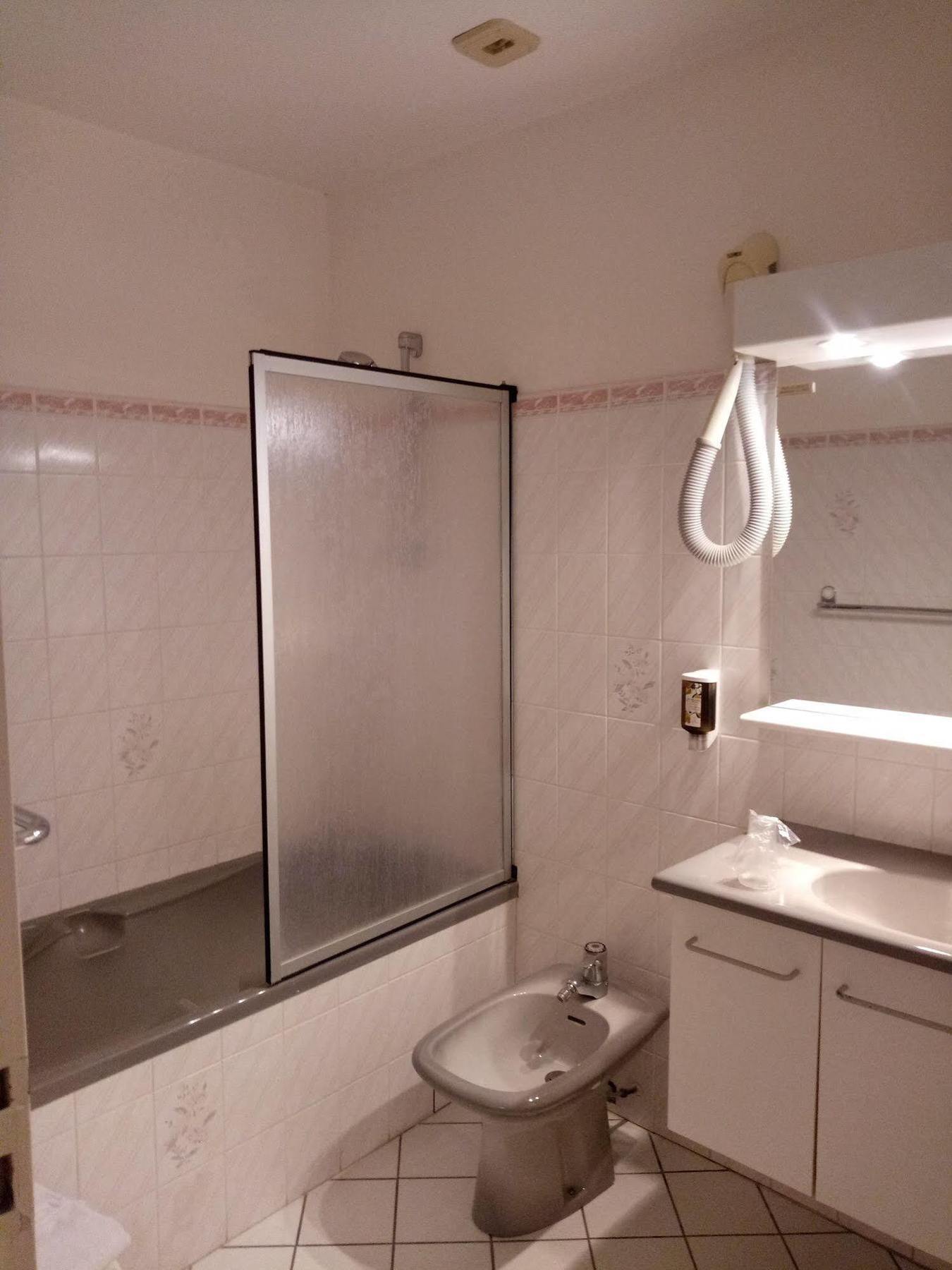 Hotel Moderne Віші Екстер'єр фото